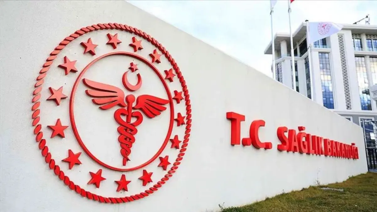 Sağlık Bakanlığı maaş promosyonu ne kadar olacak? Yeni dönemde flaş iddia: Faizsiz kredi seçeneği gündemde! haberinin görseli