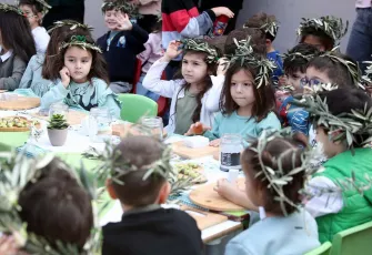 Aliağa’da 6. Geleneksel Zeytin Kırma Şenliği 