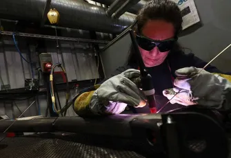 Bakan Işıkhan duyurdu: 2024'ten bugüne 92 binden fazla kadın iş hayatına katıldı