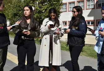 Bitlis'te KADES alarmı: Ekipler sokak sokak gezerek kadınları bilgilendiriyor