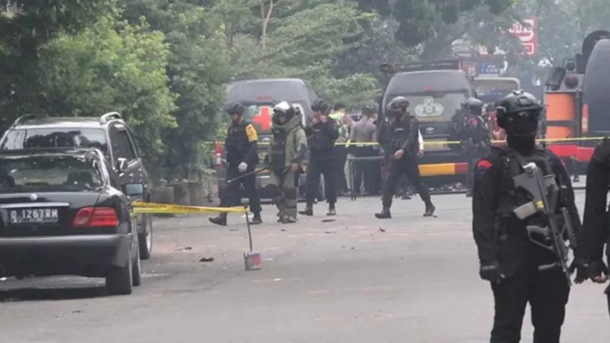 Cuma namazı sırasında patlama: 54 Yaralı haberinin görseli