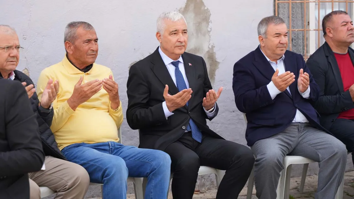 Hasan Türkmen, vefatının 7. yılında Kemalpaşa’da dualarla anıldı haberinin görseli