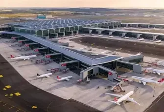 İstanbul'da uçakta bomba paniği!