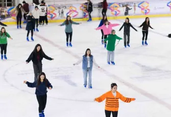 İzmir’de Buz Sporları Salonu yeni sezona hazır