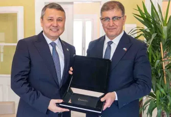 İzmir ve Kazakistan arasında kültürel ve ticari iş birliği güçleniyor