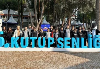 İzmirli öğrenciler TÜBİTAK 5. Kutup Şenliği’nde bilimle buluştu