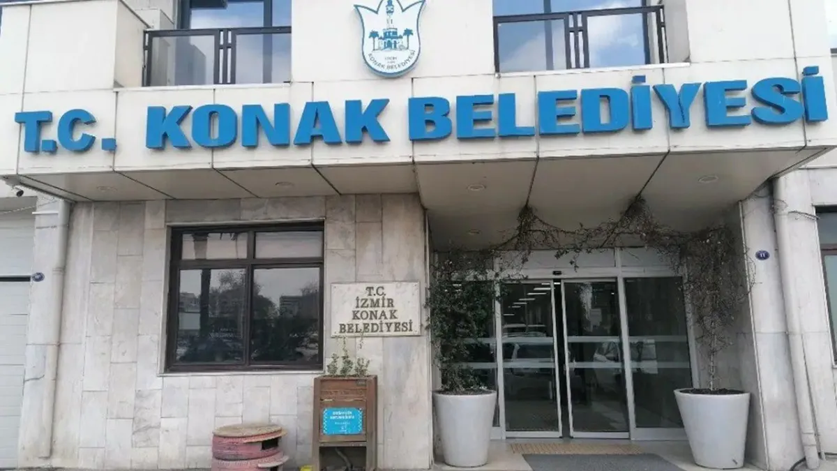 Konak Belediyesi’nden anlamlı gezi: Çocuklar cumhuriyetin geçmişini yerinde keşfedecek haberinin görseli