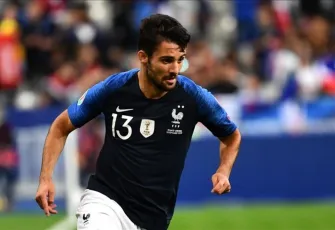 Leo Dubois kimdir? Leo Dubois kaç yaşında ? Futbolu bıraktı mı?