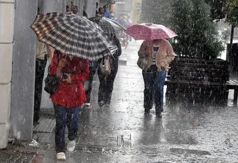 Meteoroloji açıkladı: Hafta sonu şemsiyeleri hazırlayın