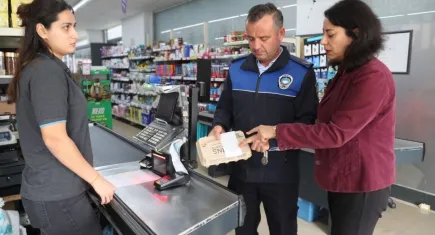 Bayraklı’da süpermarketler mercek altında: Zabıta ekipleri gıda denetimlerini sıklaştırdı