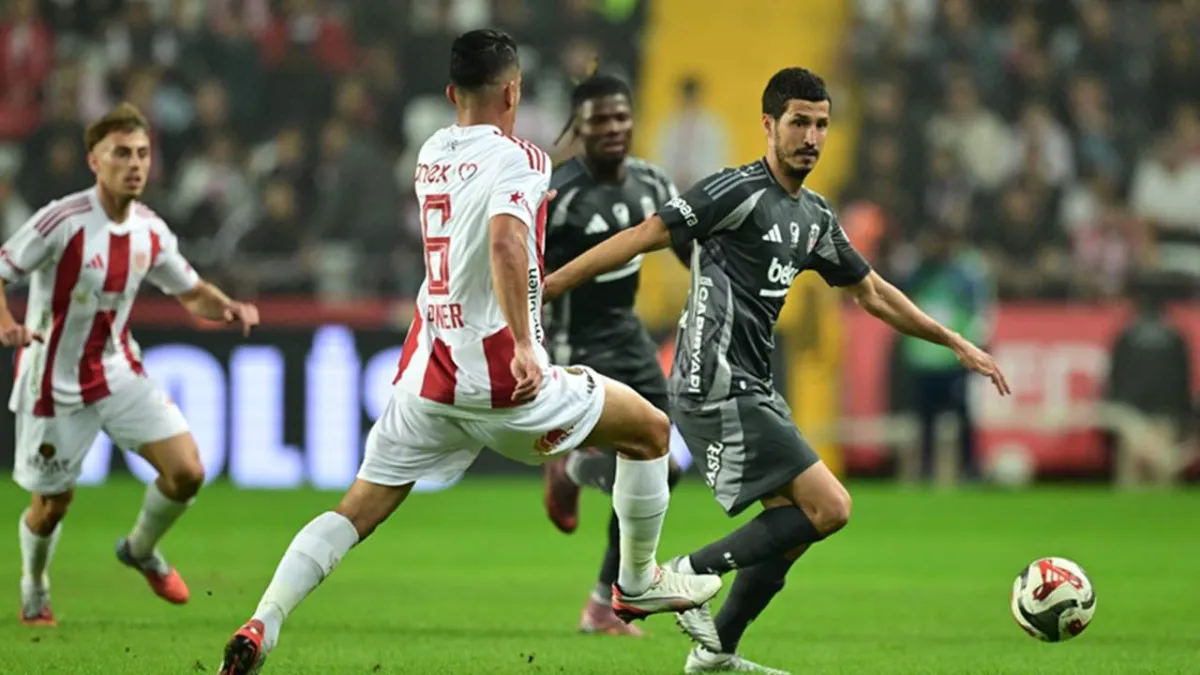 Beşiktaş 3 puanı 3 golle aldı haberinin görseli