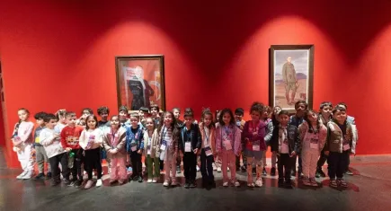 Cumhuriyet’ten 10 Kasım’a uzanan yolculuk: Yuvamız İzmir çocuklarından duygu dolu sergi