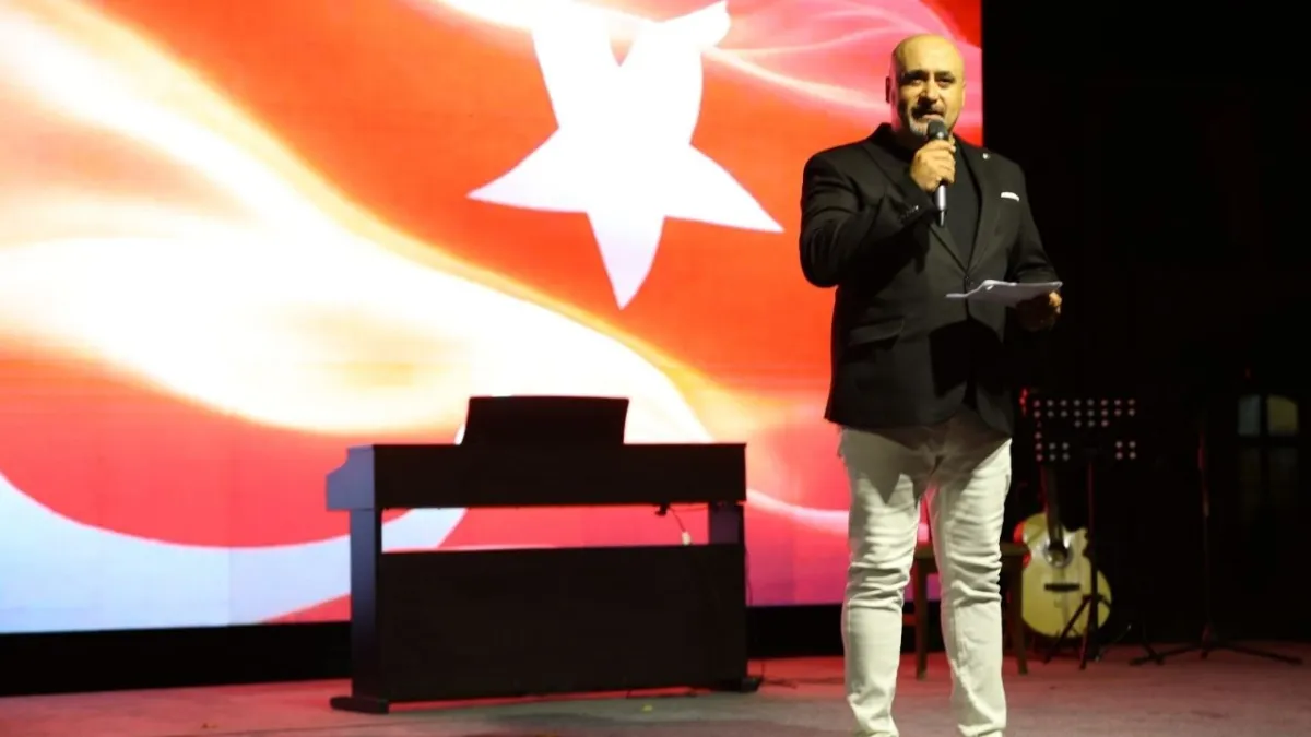 Efes Selçuk’ta Atatürk 87. yılında şiir ve şarkılarla anılacak haberinin görseli