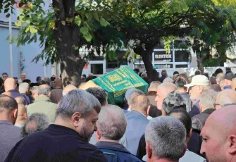 Evinde bıçaklanmış halde ölü bulunmuştu: 75 yaşındaki Burhanettin Şen defnedildi