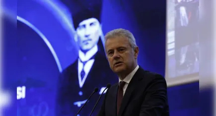 Mahmut Özgener: Atatürk’ü anmak onun ışığında geleceği kurmaktır