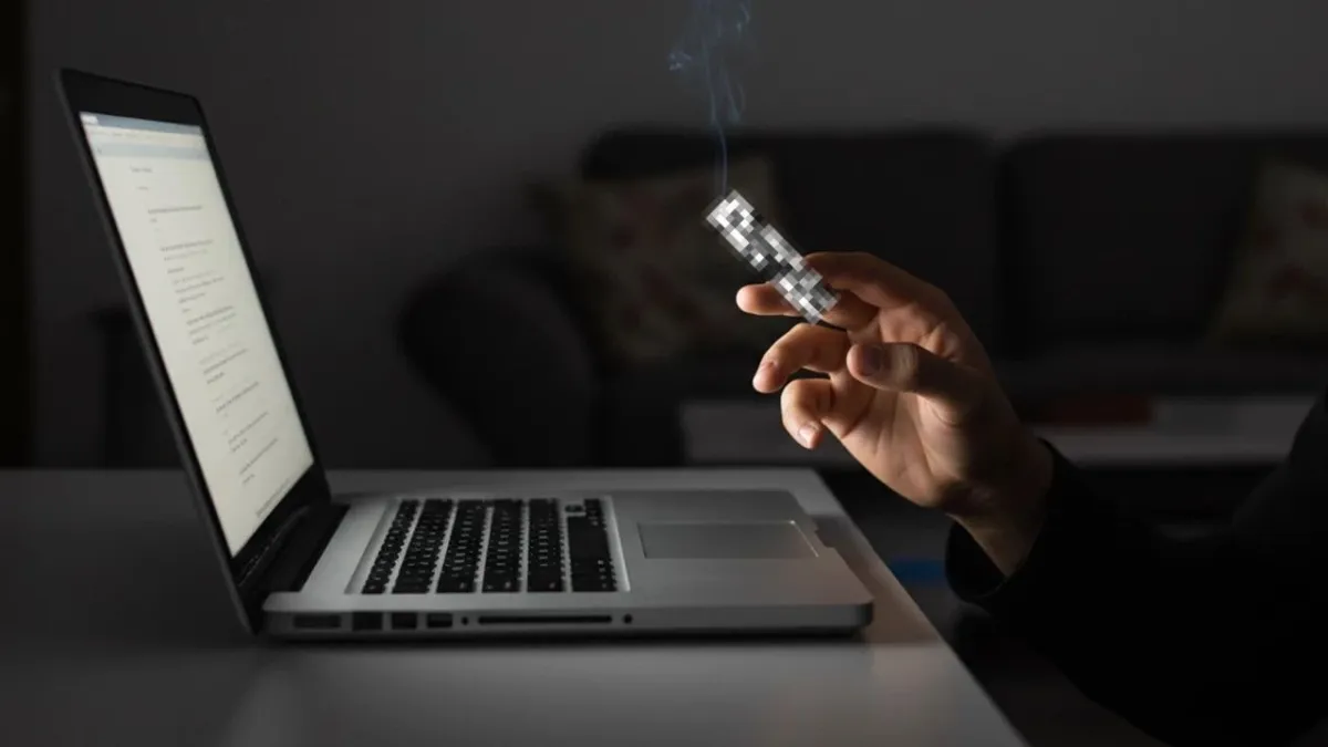 17 yıl sigara dumanına maruz kalan efsane ekran kartı, şaşırtan restorasyonla hayata döndü haberinin görseli