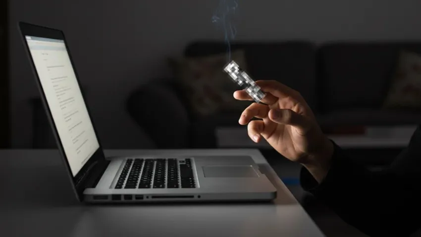 17 yıl sigara dumanına maruz kalan efsane ekran kartı, şaşırtan restorasyonla hayata döndü