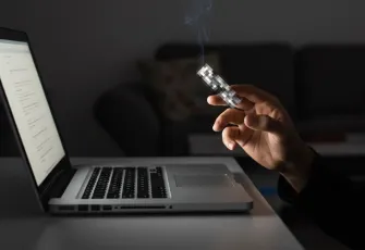 17 yıl sigara dumanına maruz kalan efsane ekran kartı, şaşırtan restorasyonla hayata döndü