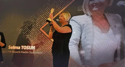 2025 yılı başarılı kadın siyasetçi ödülü Selma Tosun’a verildi