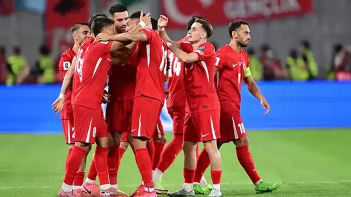 3 futbolcu A Milli Takım aday kadrodan çıkarıldı haberinin görseli