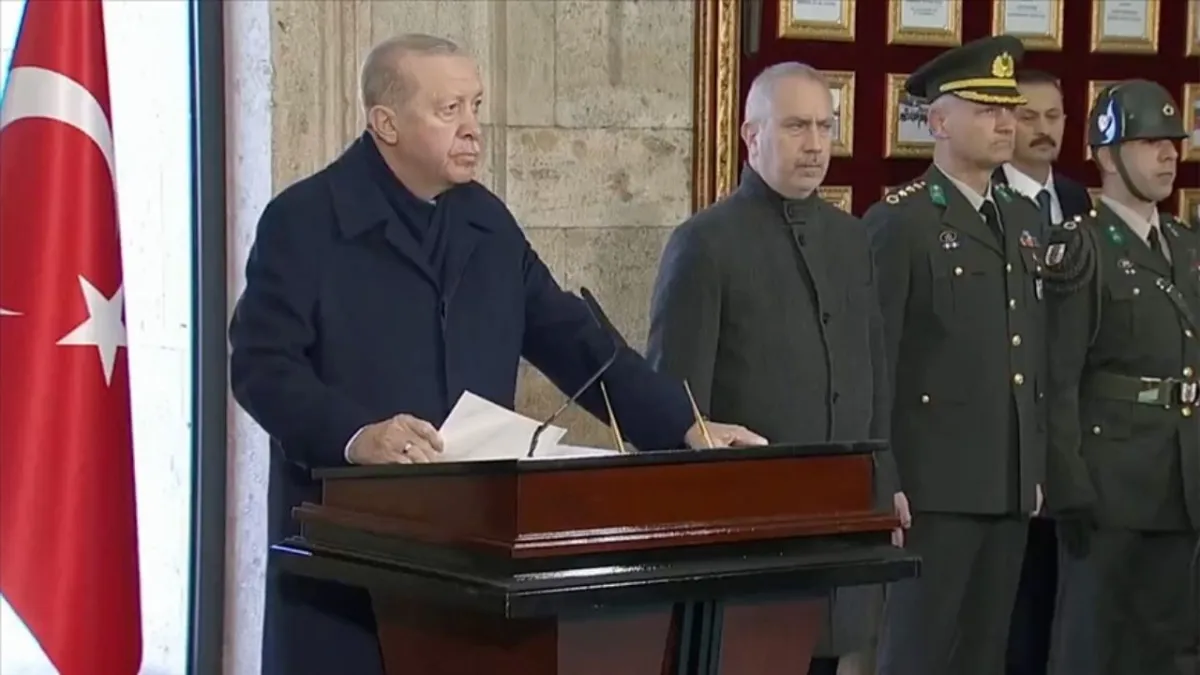 Anıtkabir’de büyük buluşma: Devlet erkanı Atatürk’ü saygıyla andı haberinin görseli