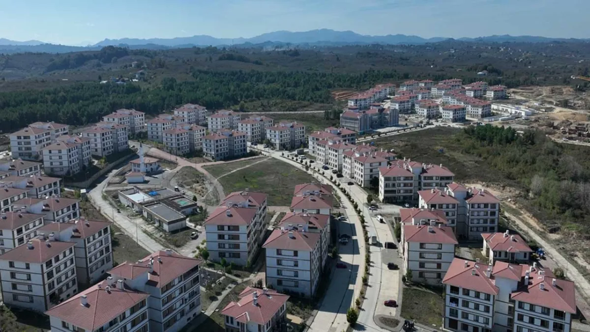 Bakan Kurum'dan sosyal konut paylaşımı haberinin görseli