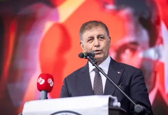 Cemil Tugay: İzmir çağdaşlık meşalesini hep taşıyacak