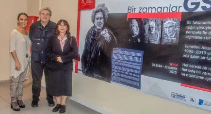 DEÜ Güzel Sanatlar Fakültesi'nden yarım asırlık bellek sergisi