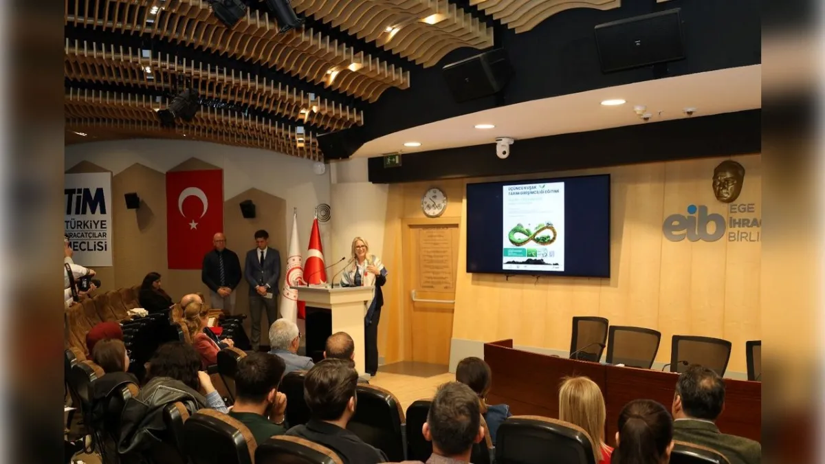 Gençler Köyüne Dönüyor: Üçüncü Kuşak Tarım Girişimciliği Programı Üçüncü Mezunlarını Verdi haberinin görseli