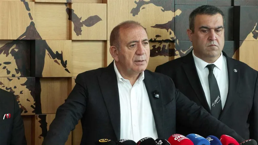 Gürsel Tekin, Aziz İhsan Aktaş hakkında suç duyurusunda bulundu