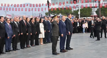İzmir, Ata'sı için buluştu
