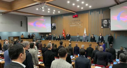 İzmir Büyükşehir Meclisi’nde yoğun mesai: Gündemde neler var?