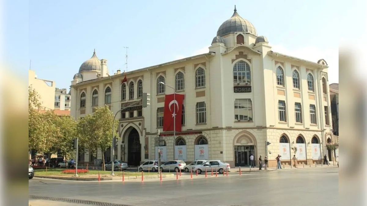 İzmir Ticaret Borsası Atatürk'ü andı haberinin görseli