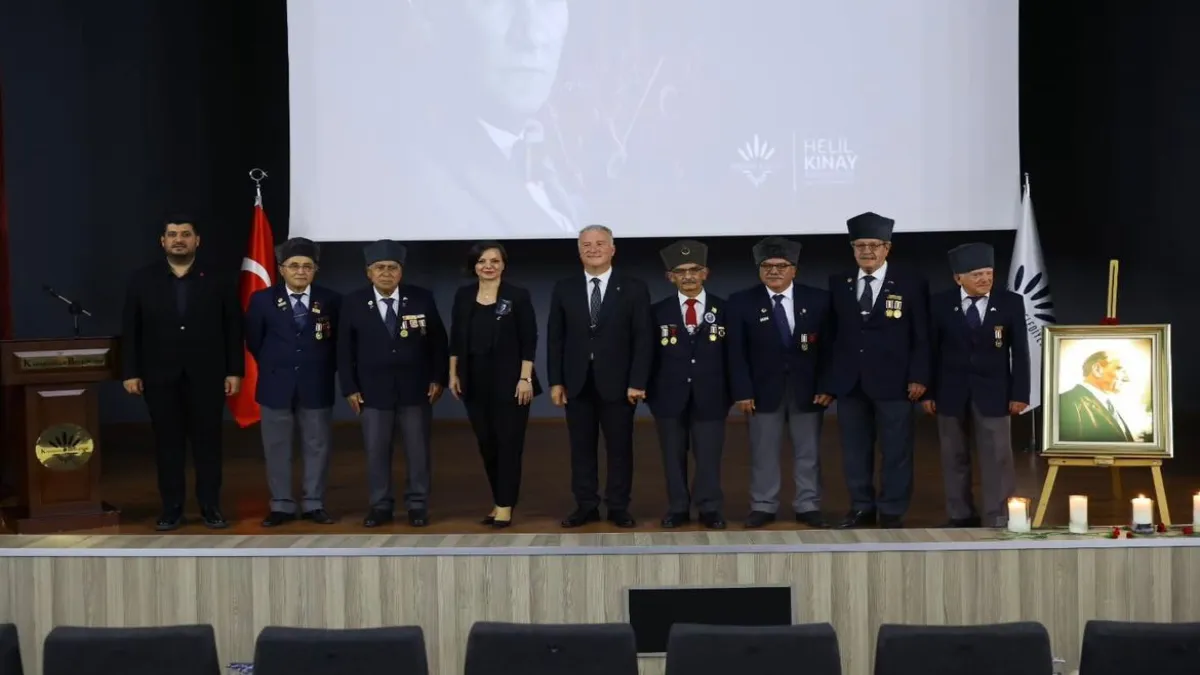 Karabağlar’da duygu dolu 10 Kasım programı haberinin görseli