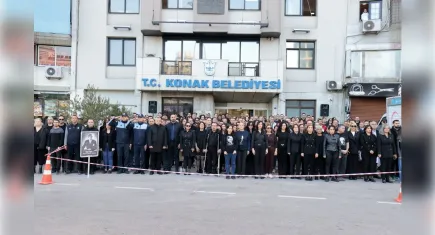 Konak’ta Atatürk, özlem ve saygıyla anıldı