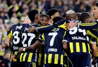 Ligde yenilmeyen tek takım Fenerbahçe: Lider Galatasaray’la Liderle fark 1 puana düştü