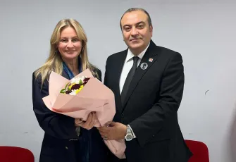 Ösen’den Balçova’da esnaf ziyareti: Esnaf satamıyor, vatandaş alamıyor