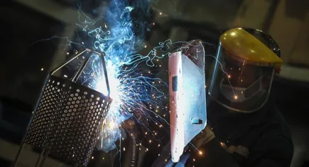 TÜİK sanayi üretim endeksi  verilerini açıkladı: Eylülde aylık yüzde 2,2 azaldı, yıllık yüzde 2,9 arttı