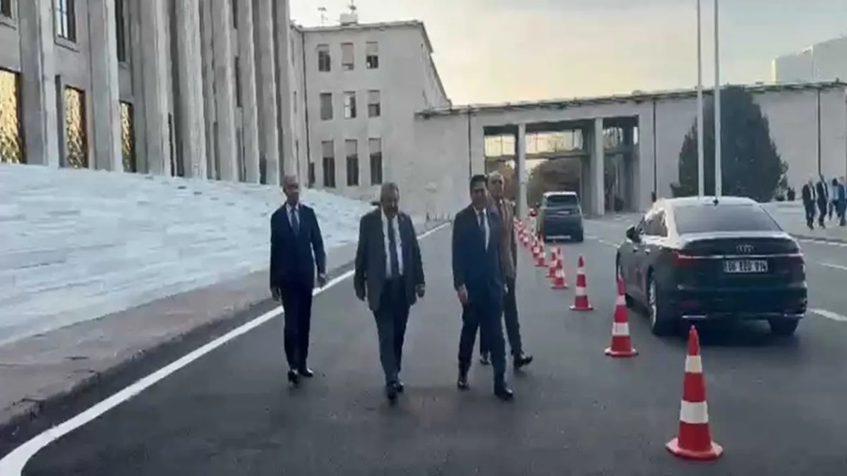 'Terörsüz Türkiye' Komisyonu toplantısı ertelendi haberinin görseli