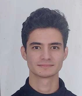 Ahmet Toprak adlı yazarın resmi