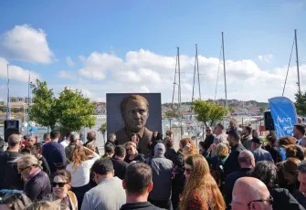 Çeşme’de Atatürk Sevgi, Minnet ve Sanatla Anıldı