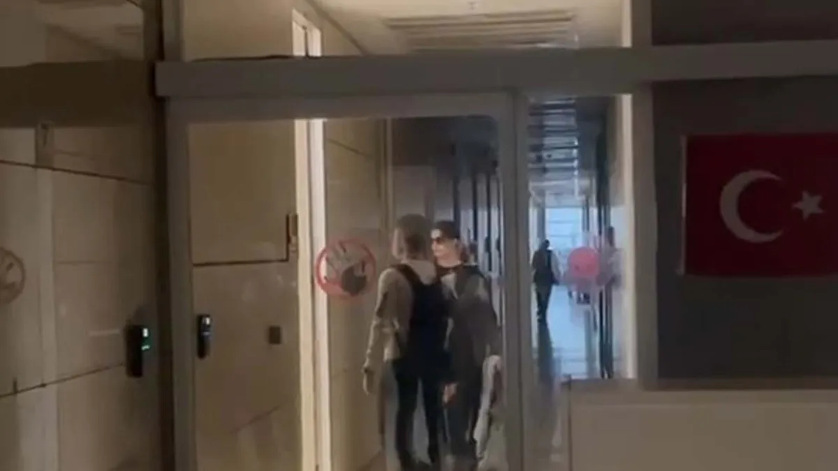 Deren ve Derin Talu ifade vermek için adliyeyede haberinin görseli