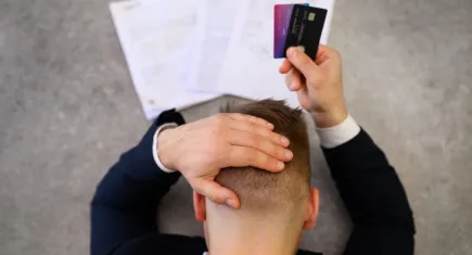 Borç sarmalı derinleşiyor: Milyonlarca kişi yasal takipte, banka riskleri tarihi zirvede