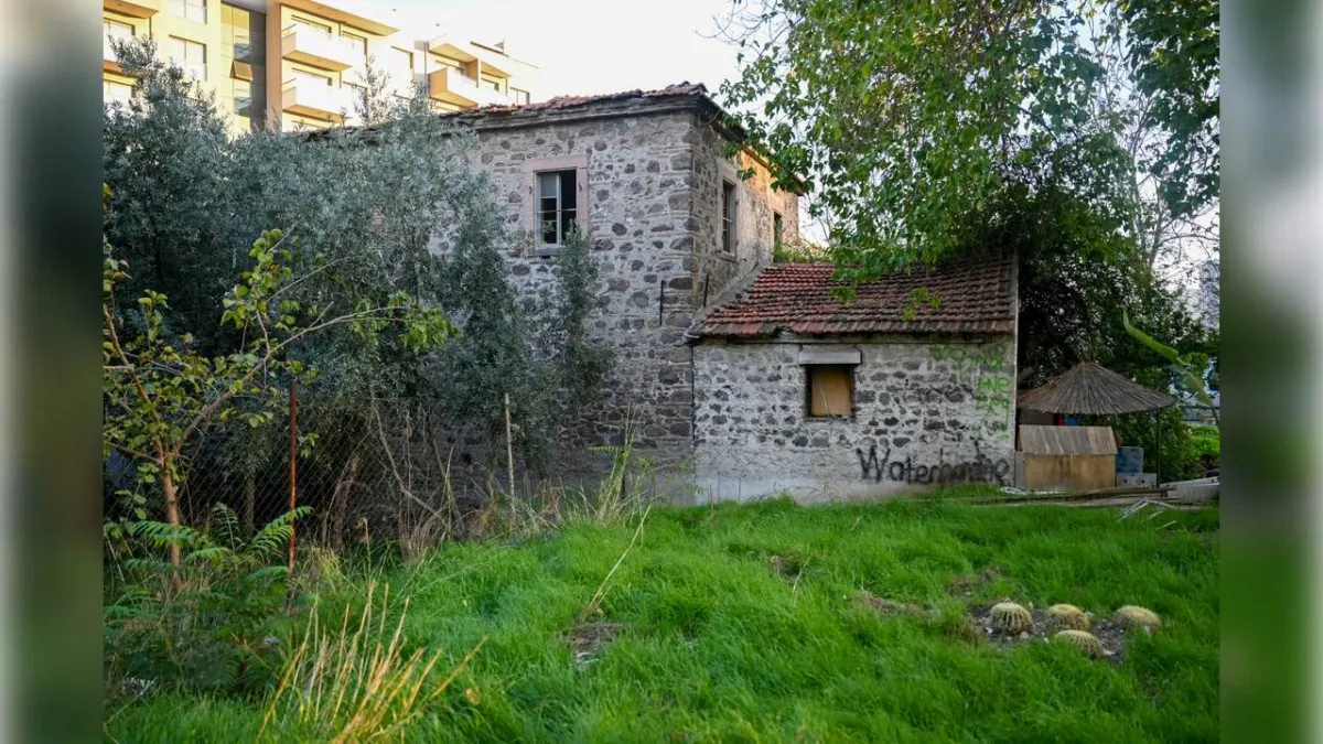 Bornova Belediyesi Girit kültürünü yaşatacak tarihi bir mekânı kente kazandırıyor haberinin görseli