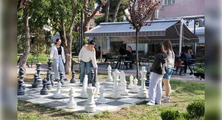 Buca’nın nostaljik buluşma noktası: Göksu Kafe+1 yeniden açıldı