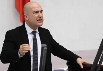 CHP’li Bakan’dan buruk kutlama