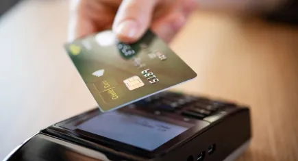 Kredi kartı artık bir alışkanlık değil, kurtarıcı: Faiz hamleleri davranışları değiştirdi