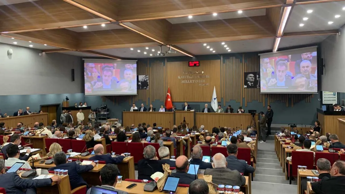 Mecliste Uzundere krizi: AK Parti ‘vahşi depolama’ dedi, Kınay reddetti! haberinin görseli