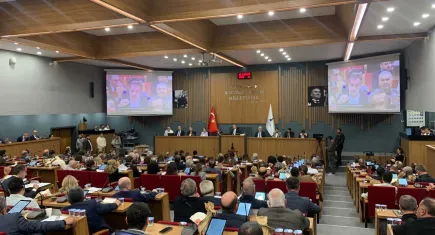 Mecliste Uzundere krizi: AK Parti ‘vahşi depolama’ dedi, Kınay reddetti!