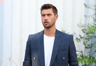 Oyuncu Serhan Onat, Survivor 2026 Ünlüler - All Star’da! Serhan Onat kimdir?